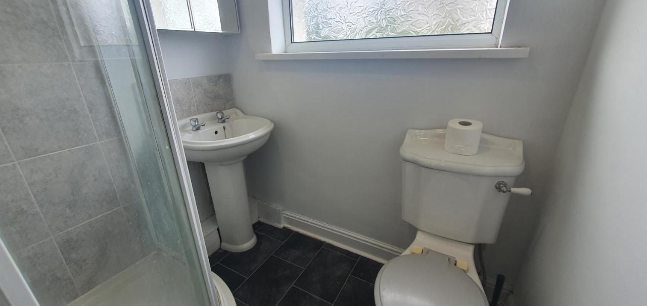 Homestay Spacious House Coventry
