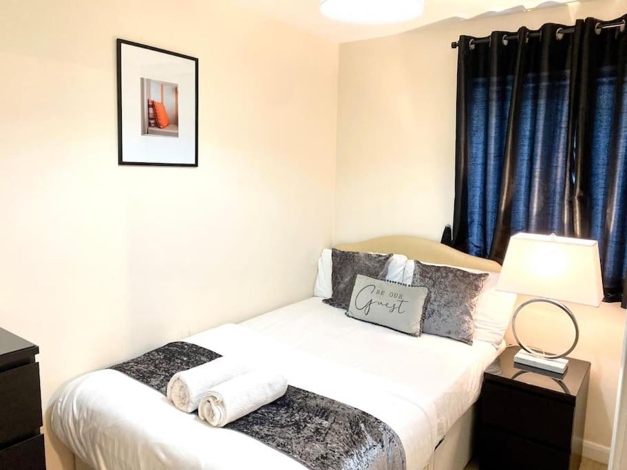 Amazing 2-bed Centre With Parking * Coventry