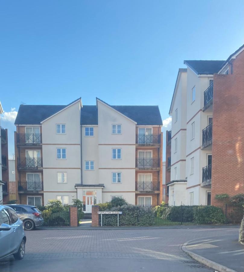 Amazing 2-bed Centre With Parking Coventry