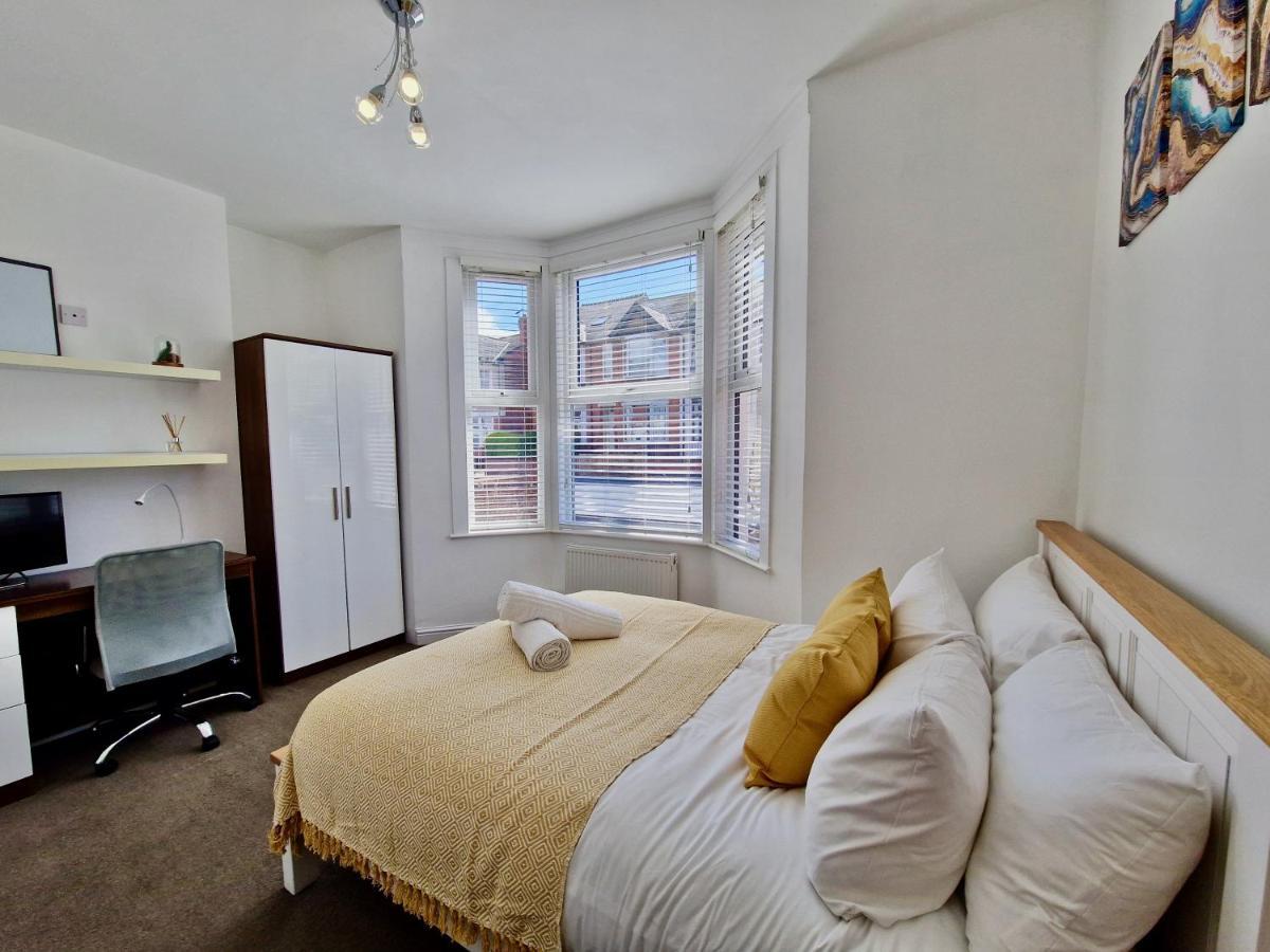 Centre Serviced House: Private With Ensuite & Parking * Coventry