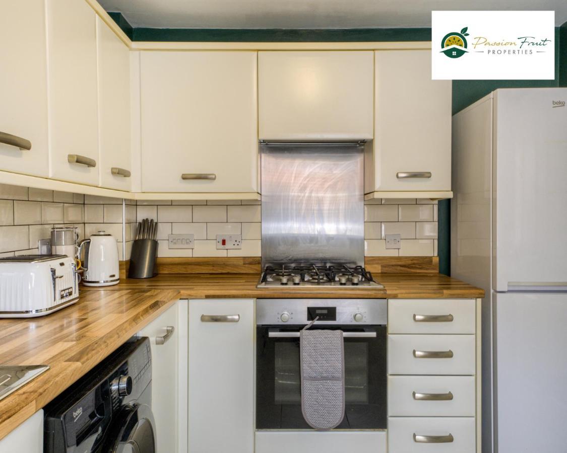Apartment Passionfruit Properties: Cozy 3-bedroom With Wi-fi And Garden