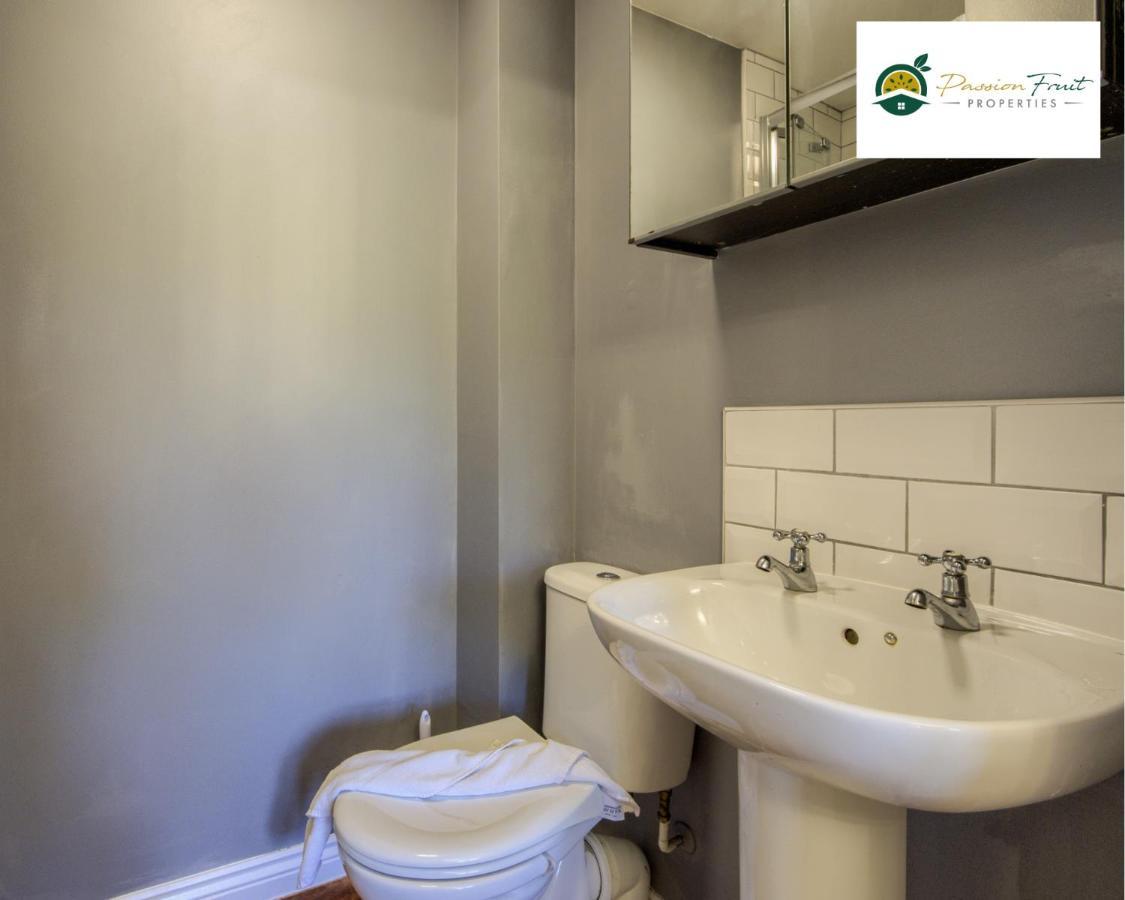 Passionfruit Properties: Cozy 3-bedroom With Wi-fi And Garden Coventry