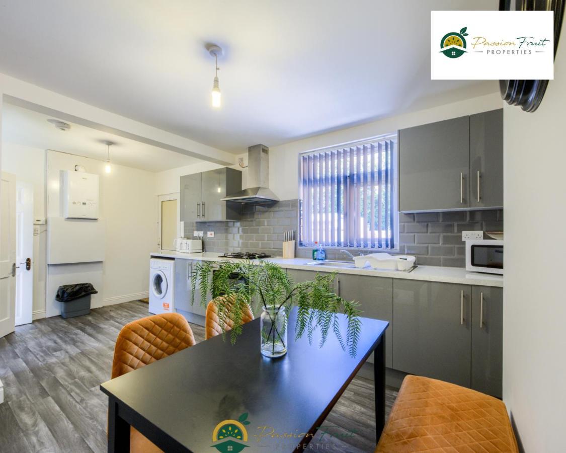 Garden House By Passionfruit Holiday home Coventry