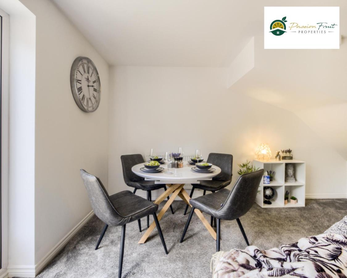 Passionfruit Properties: Cozy 3-bedroom With Wi-fi And Garden Apartment