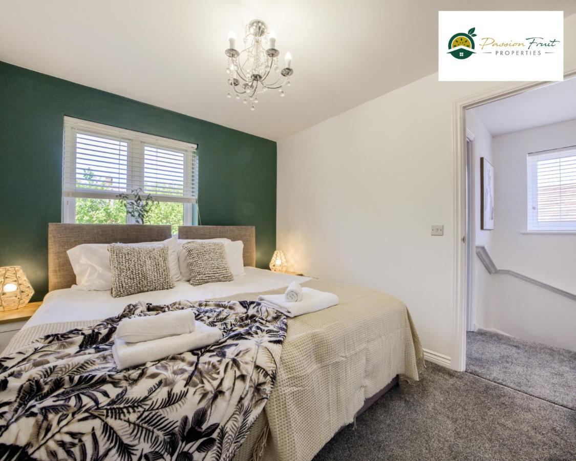 Apartment Passionfruit Properties: Cozy 3-bedroom With Wi-fi And Garden Coventry