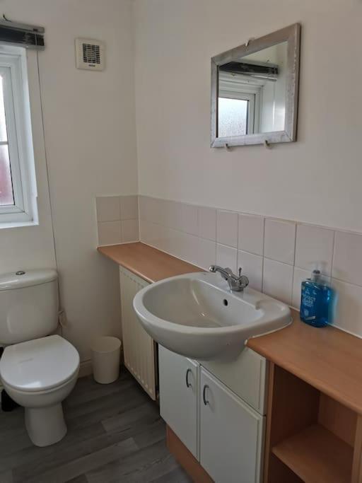 Apartment Cosy And Spacious Double Bedrooms Close To Coventry