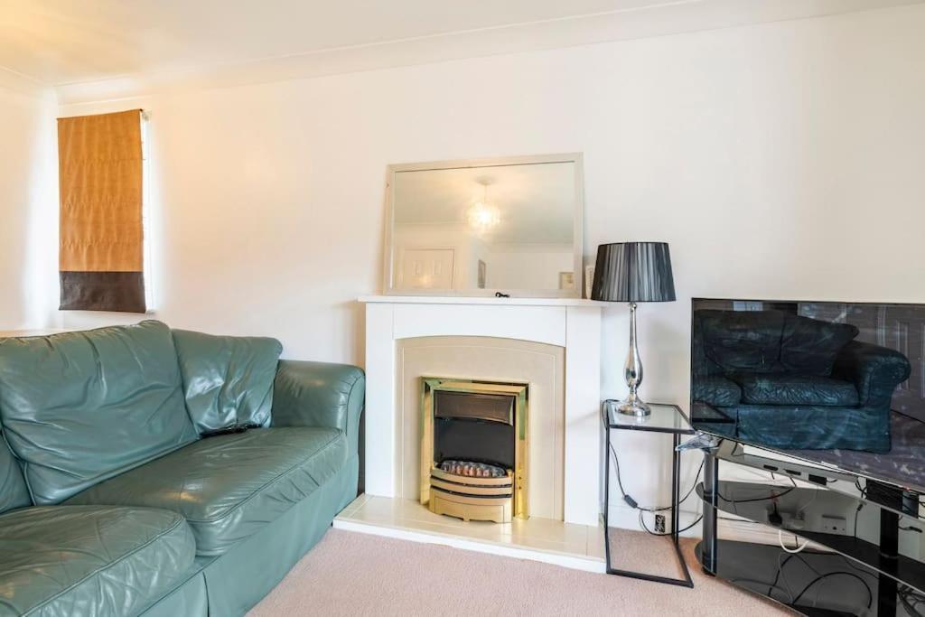 Apartment Cosy And Spacious Double Bedrooms Close To Coventry