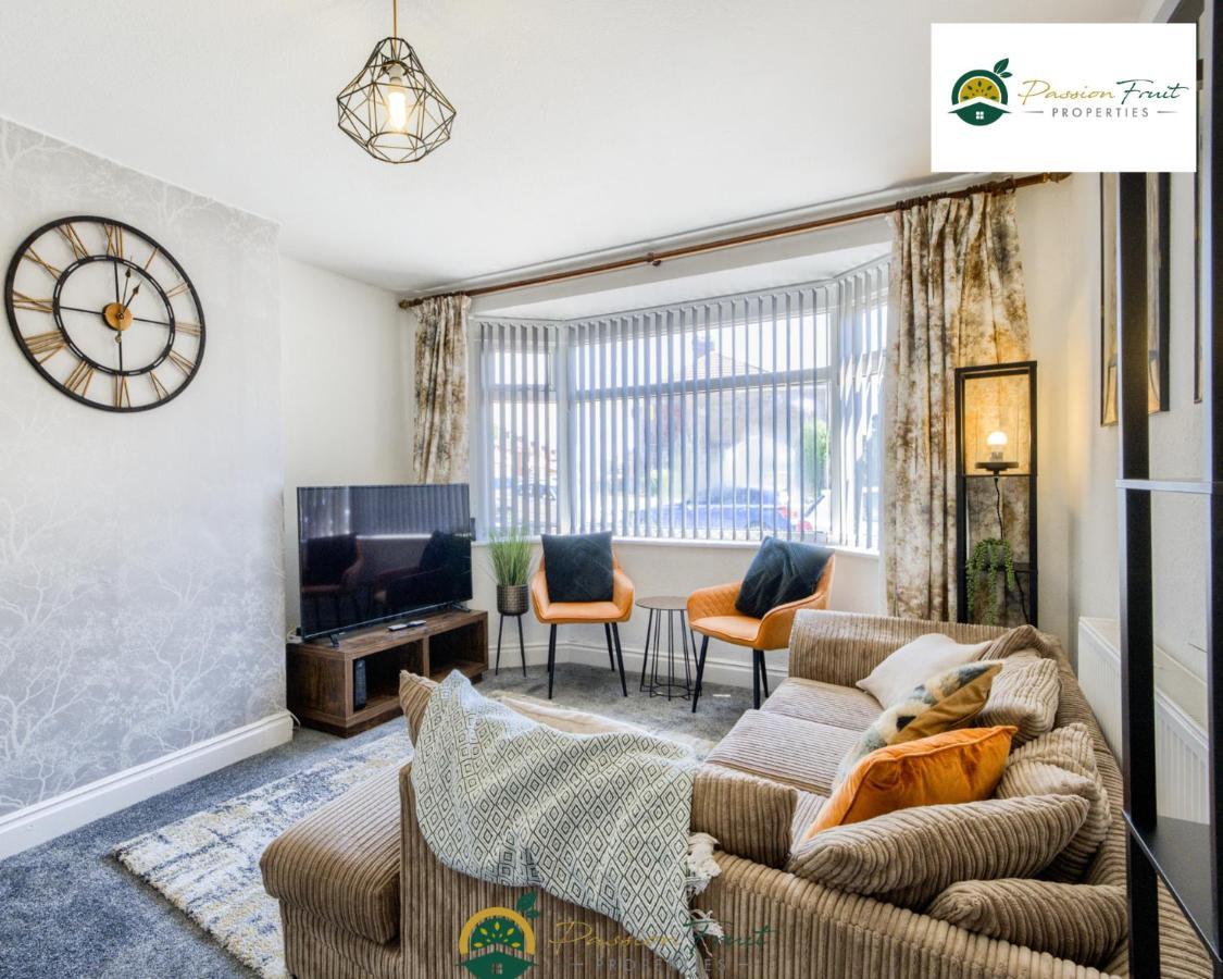 Garden House By Passionfruit Holiday home Coventry