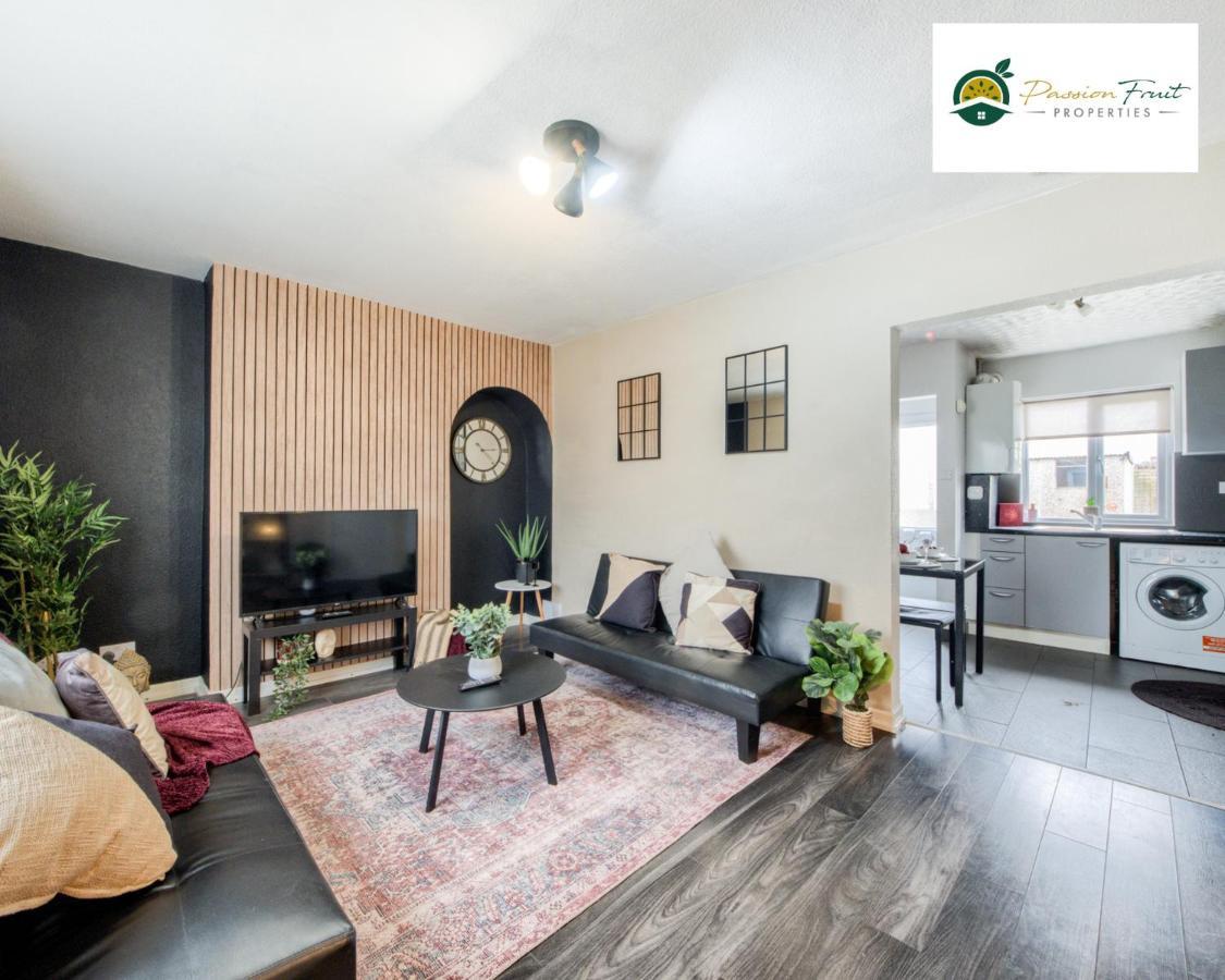 3 Bedroom House With 5 Beds House By Passionfruit Near Centre - Bcc