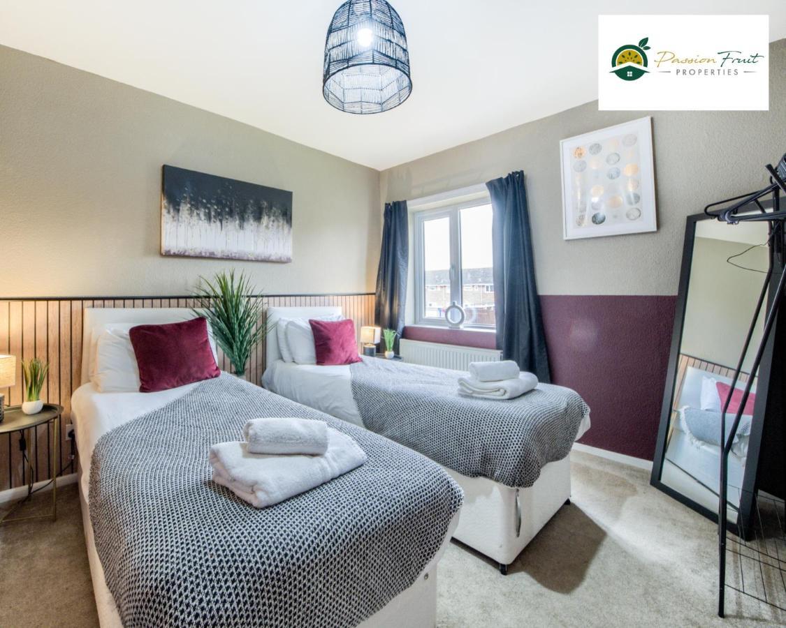 3 Bedroom House With 5 Beds House By Passionfruit Near Centre - Bcc Apartment *