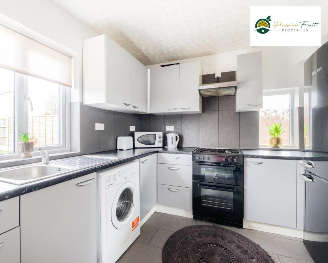 3 Bedroom House With 5 Beds House By Passionfruit Near Centre - Bcc *