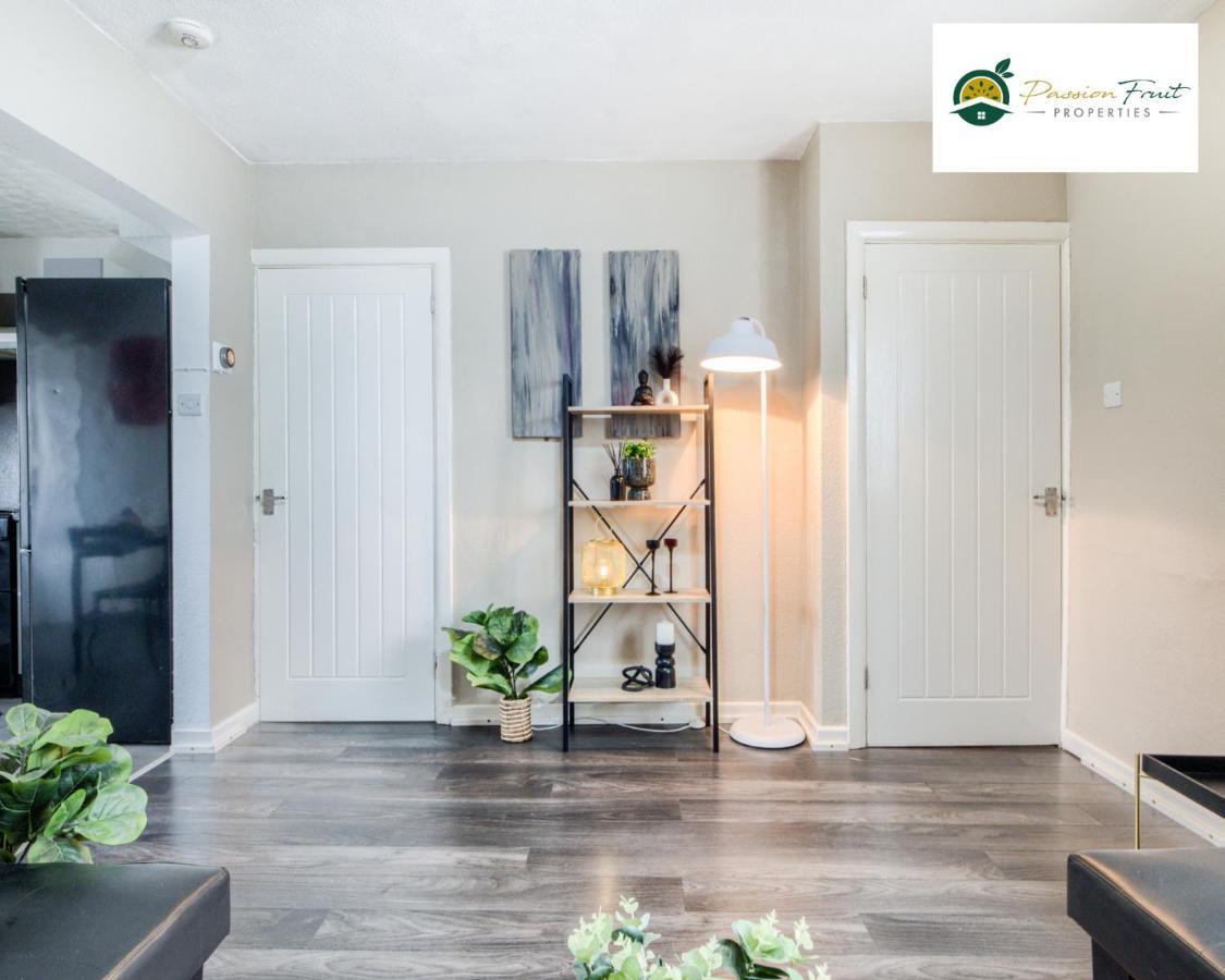 3 Bedroom House With 5 Beds House By Passionfruit Near Centre - Bcc Apartment *