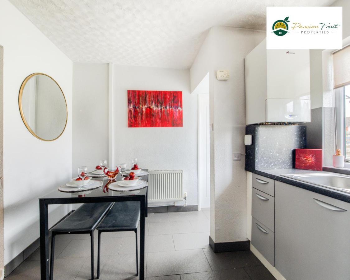 3 Bedroom House With 5 Beds House By Passionfruit Near Centre - Bcc *