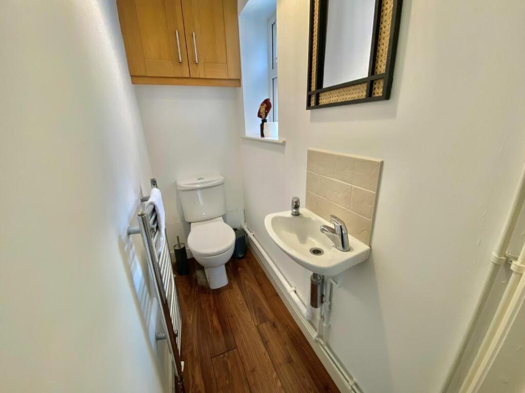 Huge 4bed 2bath Private Parking Nec By Empower Homes