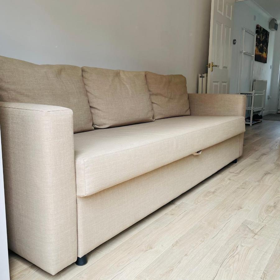 Mezzo House- Entire Villa Coventry