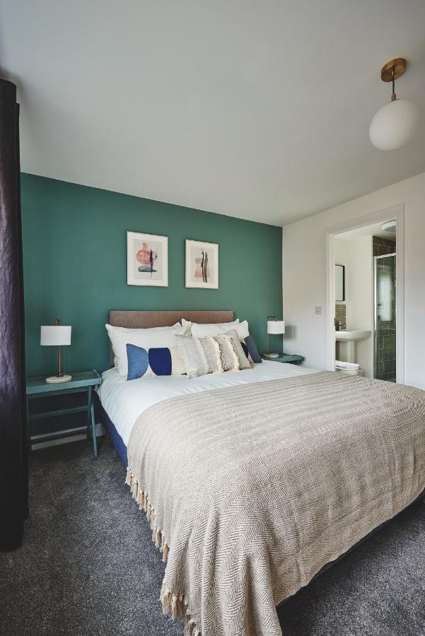 For 6+2, 150mbp Wi-fi + Parking Holiday home