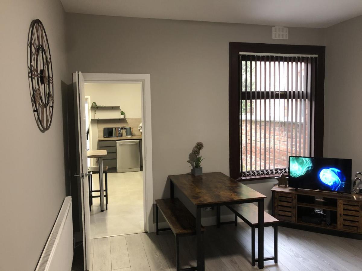 Executive Or Large Family 5-bed House - Hosted By Hutch Lifestyle
