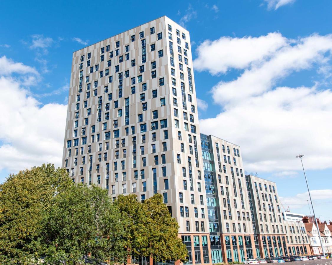 Modern Ensuites With Shared Kitchen At Trinity View In Apartment *
