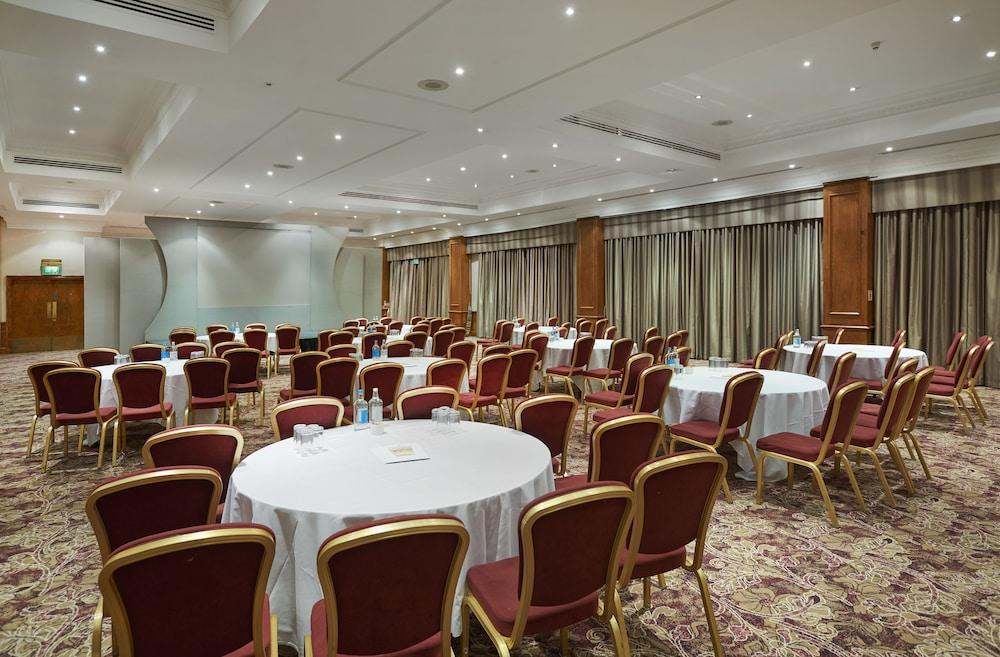Hotel Doubletree By Hilton