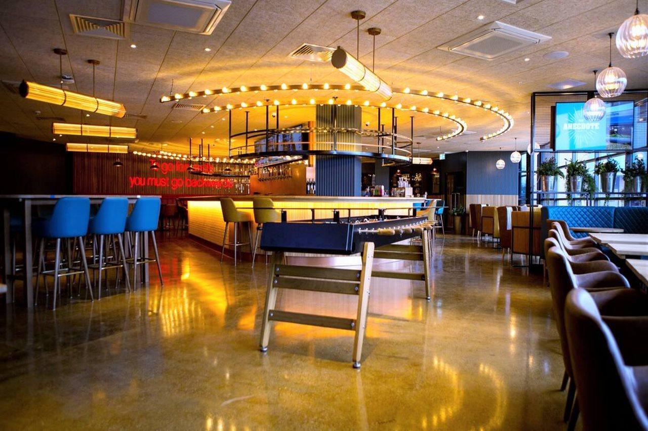 Doubletree By Hilton Building Society Arena Hotel 4*