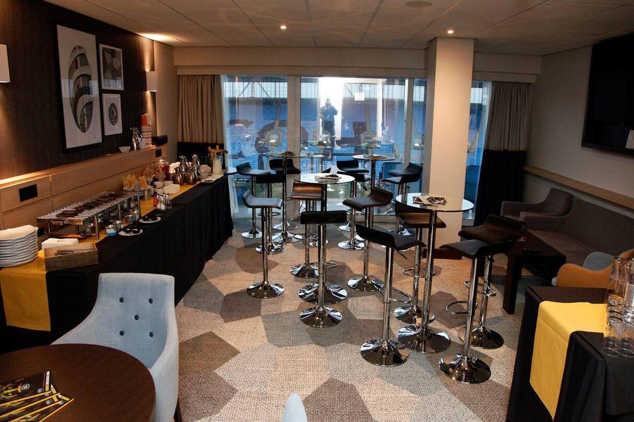 Hotel Doubletree By Hilton Building Society Arena