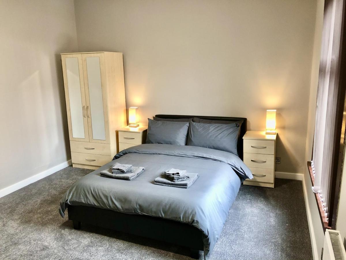 Casa de férias Executive Or Large Family 5-bed House - Hosted By Hutch Lifestyle Coventry