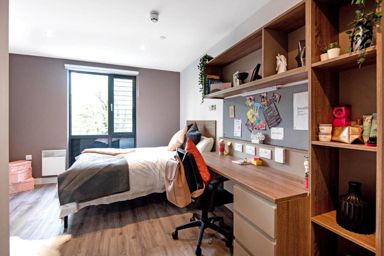 Apartment Modern Ensuites With Shared Kitchen At Trinity View In *