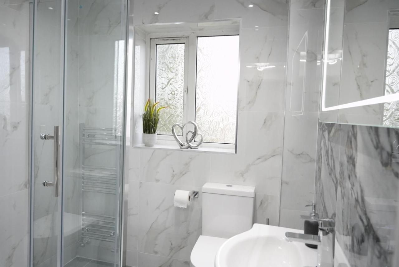 Ricoh Arena/newly Refurbished Semi-detached House Casa de férias Coventry