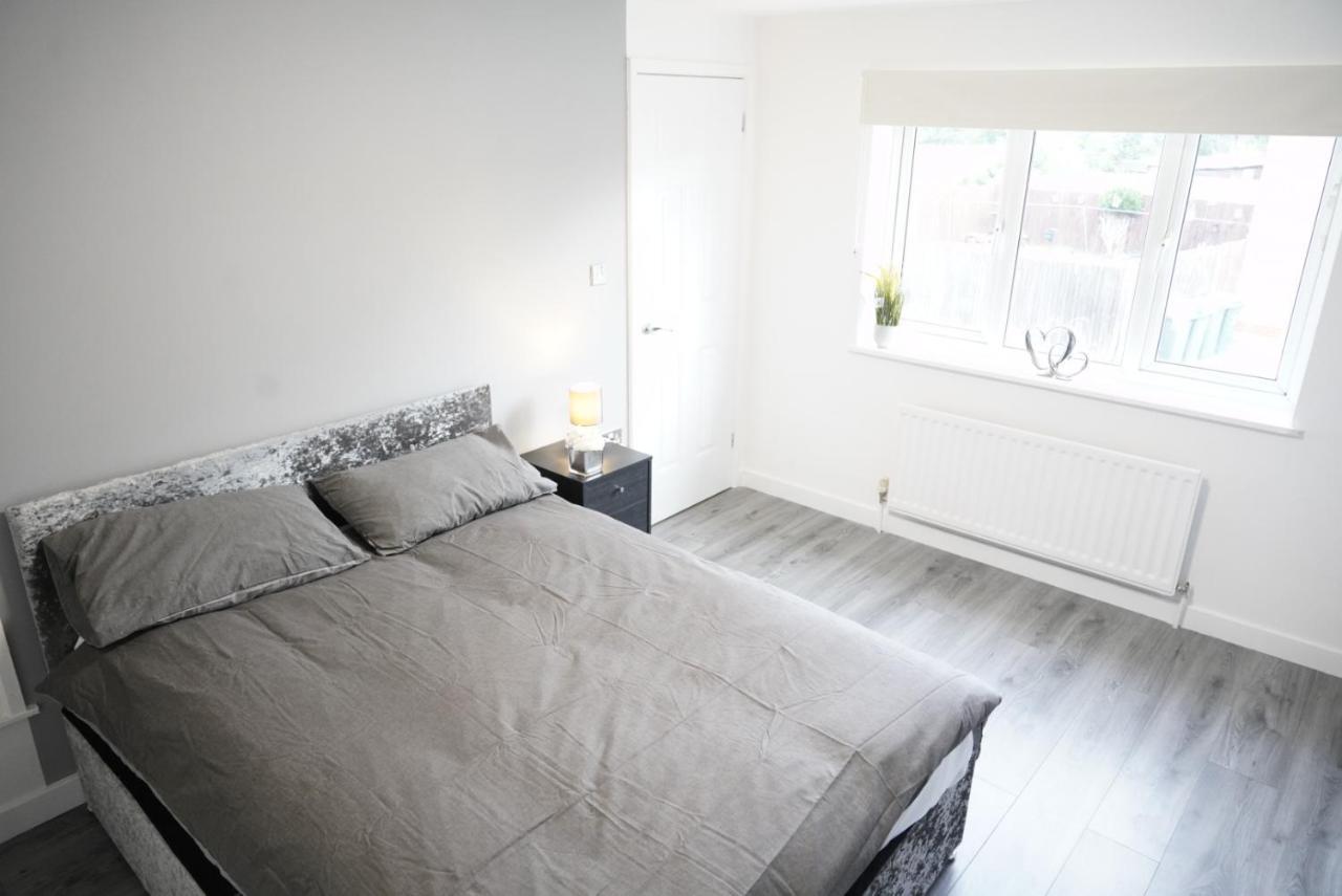 Ricoh Arena/newly Refurbished Semi-detached House * Coventry
