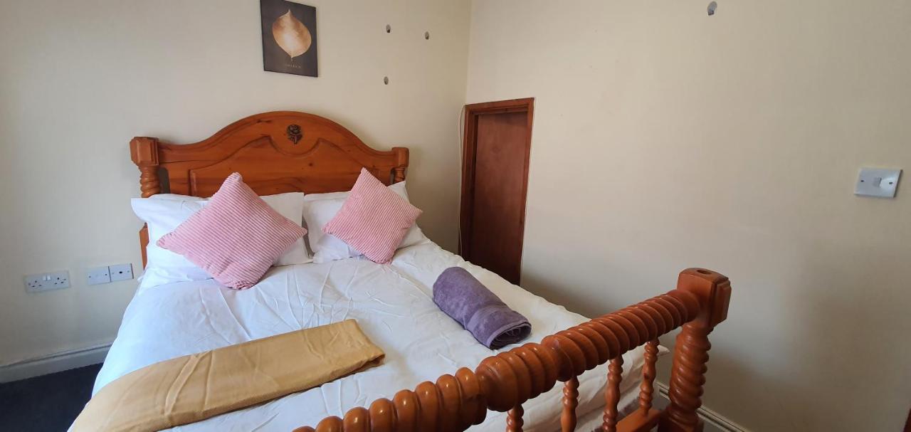 City House Hotel *