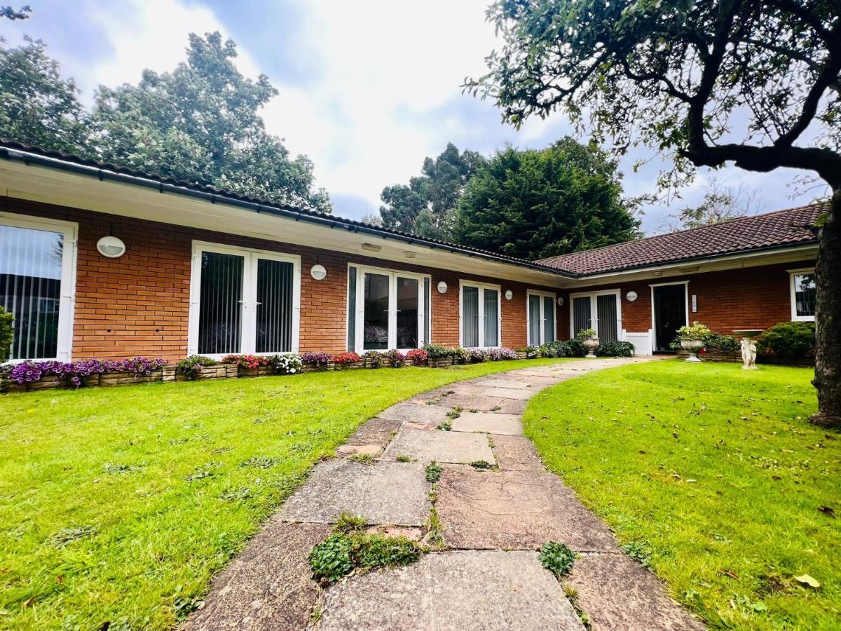 Selborne Off Road Gated Parking * Coventry
