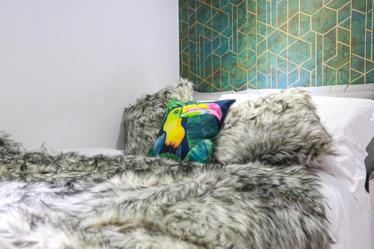 A102 Cheery Bright Loft