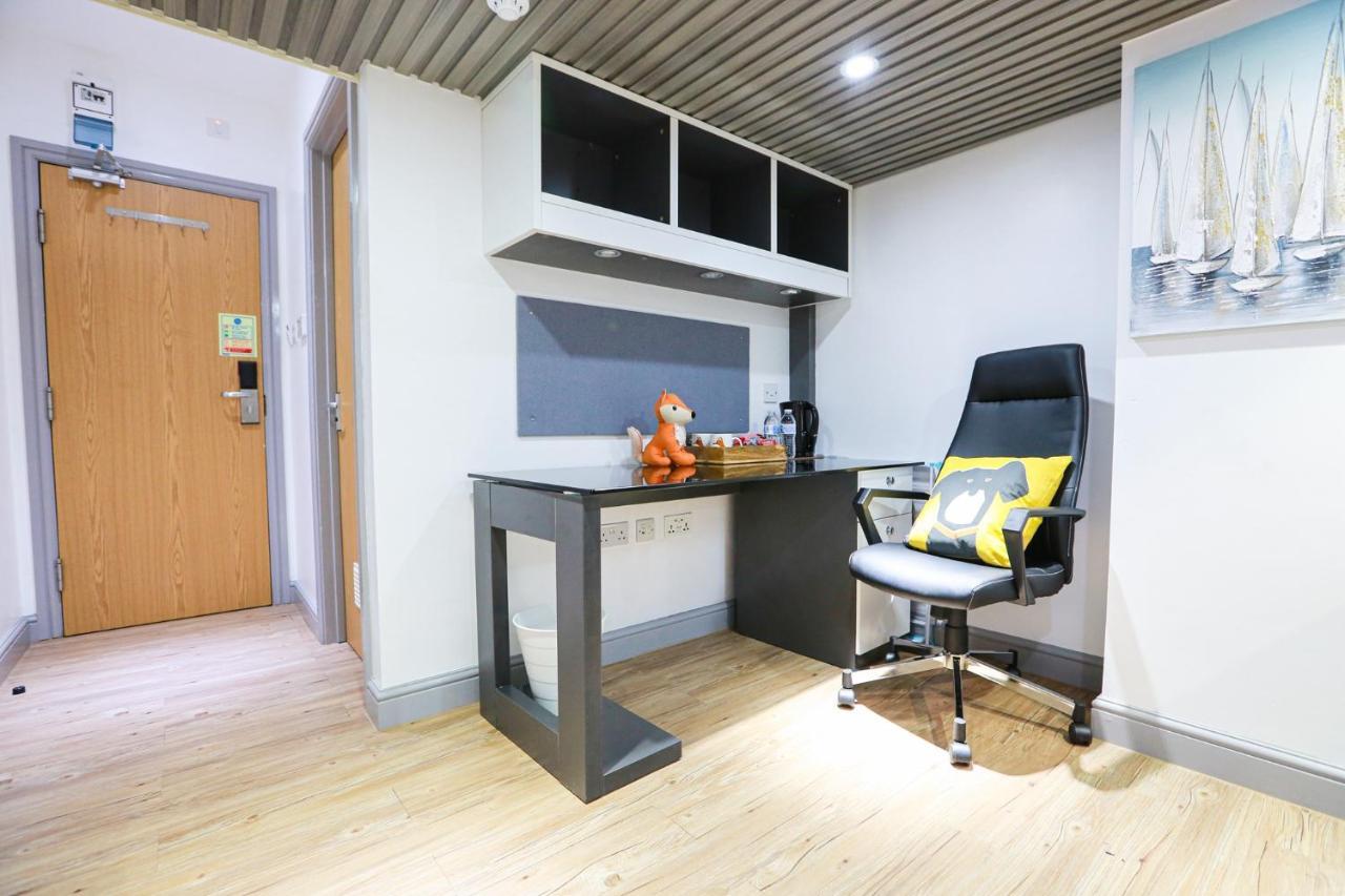 Apartment B103 Urban Oasis Loft *