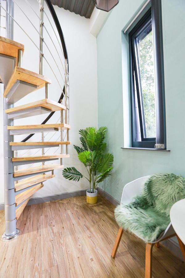 B102 Modern Loft *