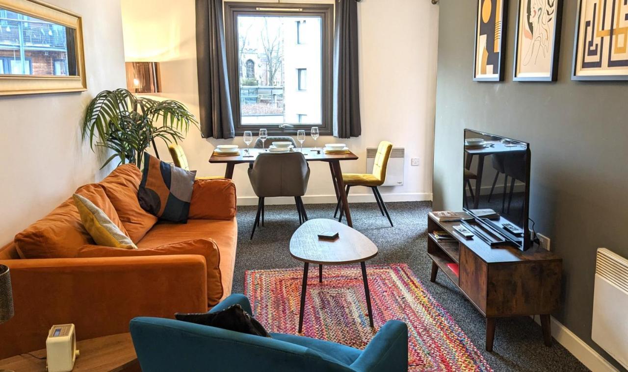 Gorgeous Modernised Centre *