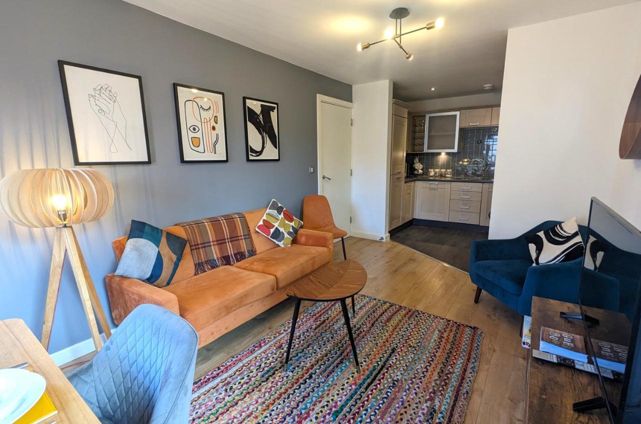 Stunning Modern Centre Apartment Coventry