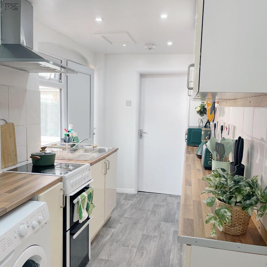 Guest house Monk's Private En-suite Cv1 *