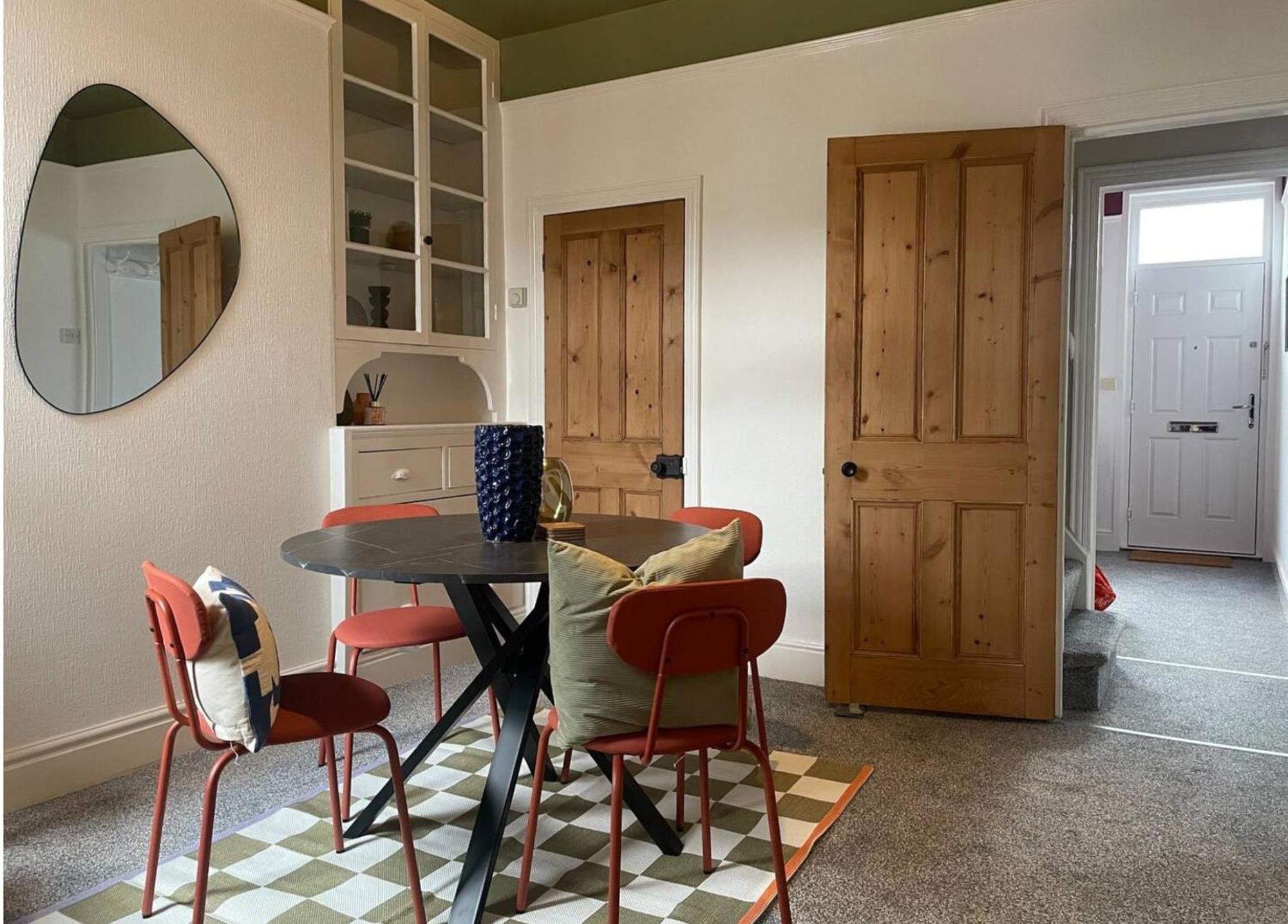 Lovely House, Sleeps 4, By Empower Homes Apartment Coventry