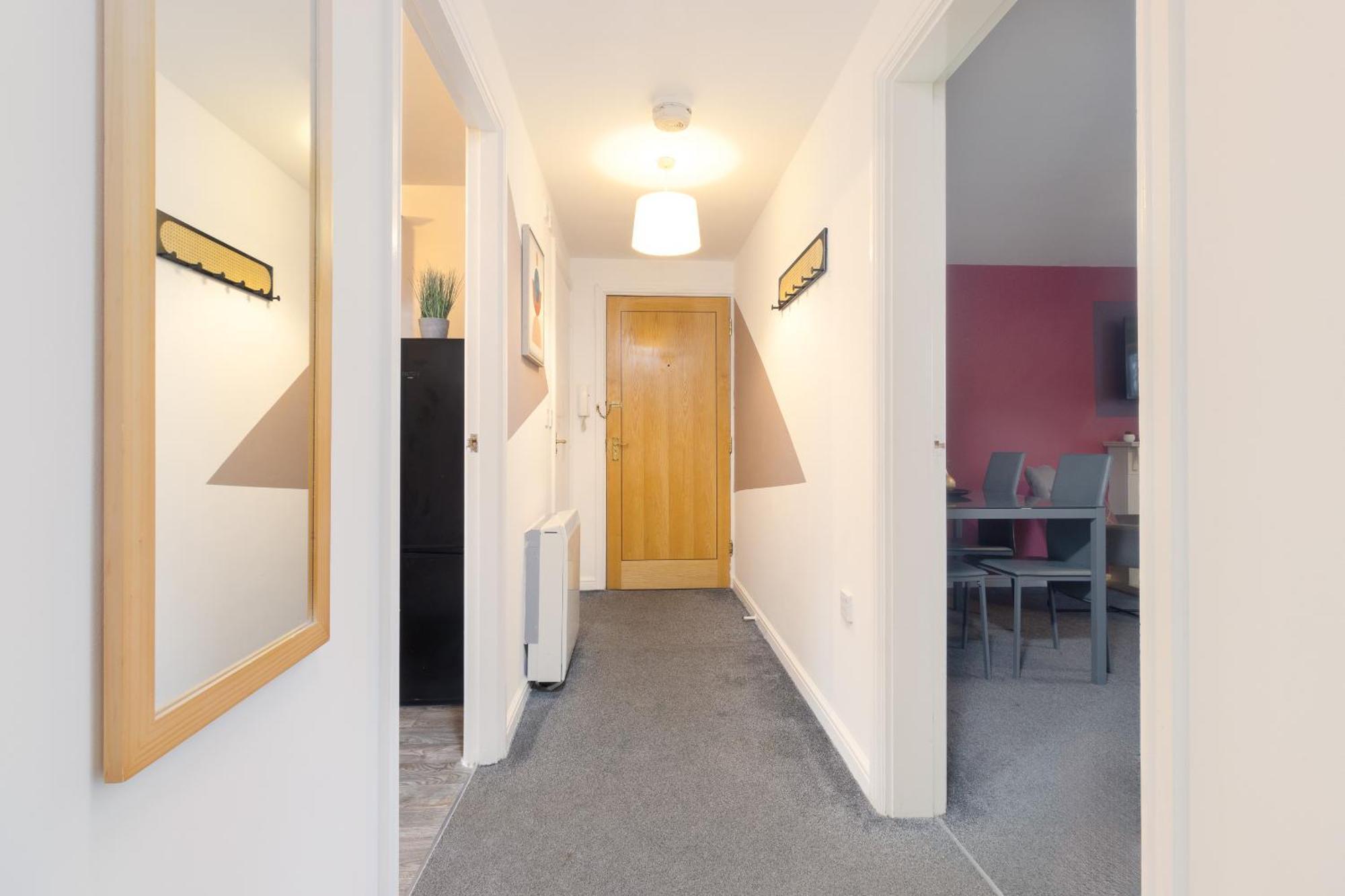 Comfy 2br With Balcony - Waterlily *