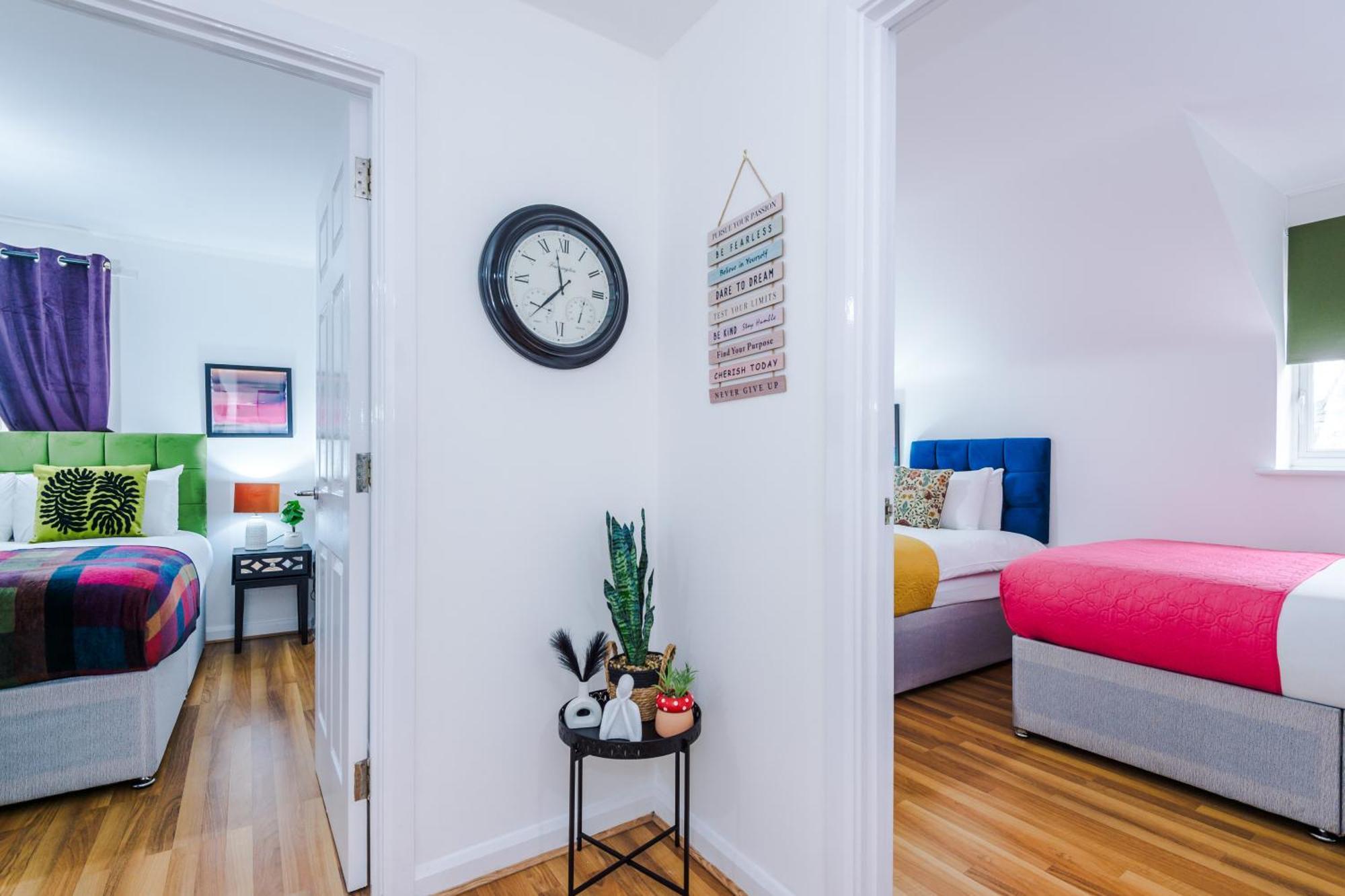 Pinley Place Serviced - Charming 2bed Retreat Apartment *