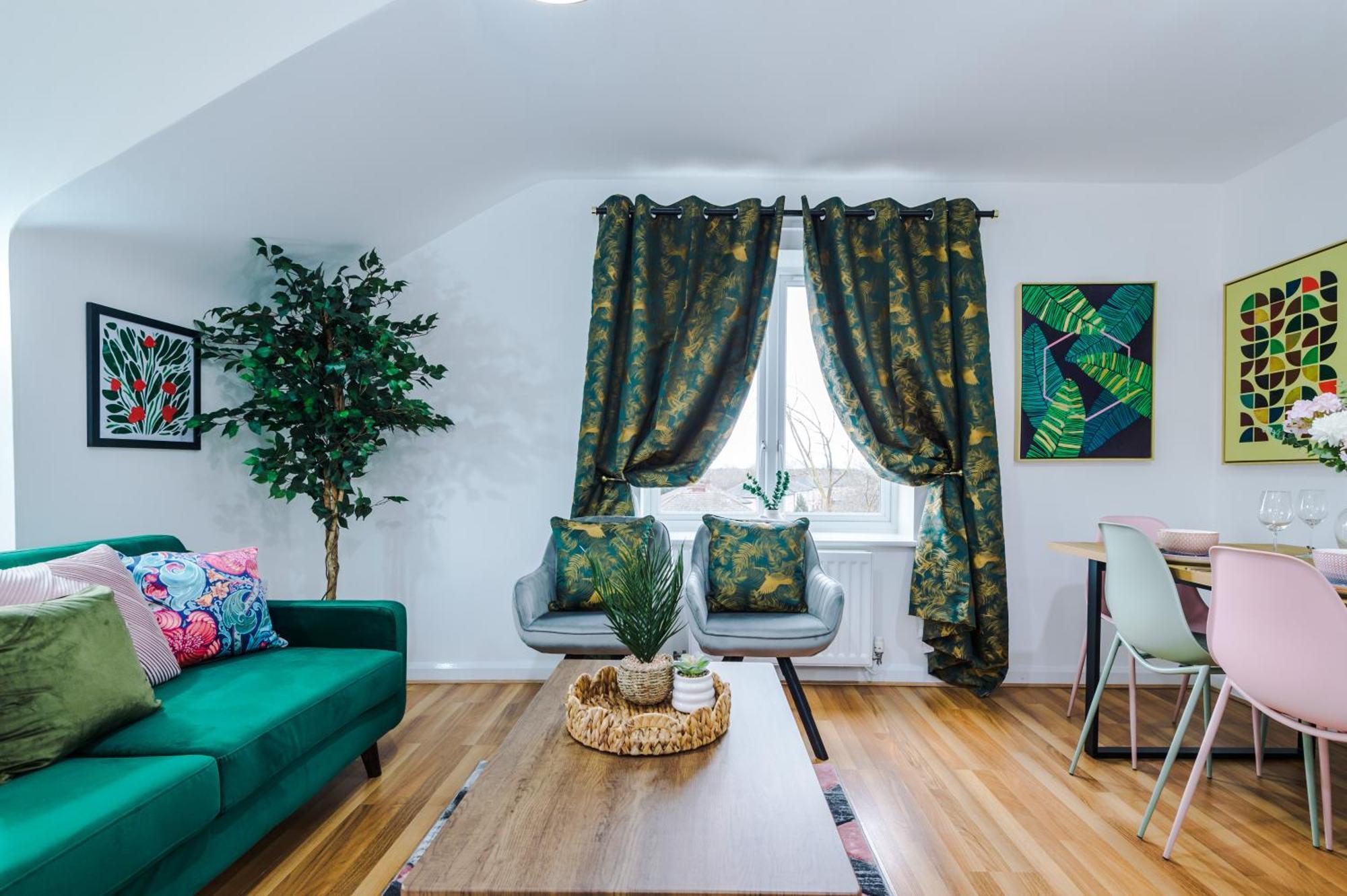 Apartment Pinley Place Serviced - Charming 2bed Retreat
