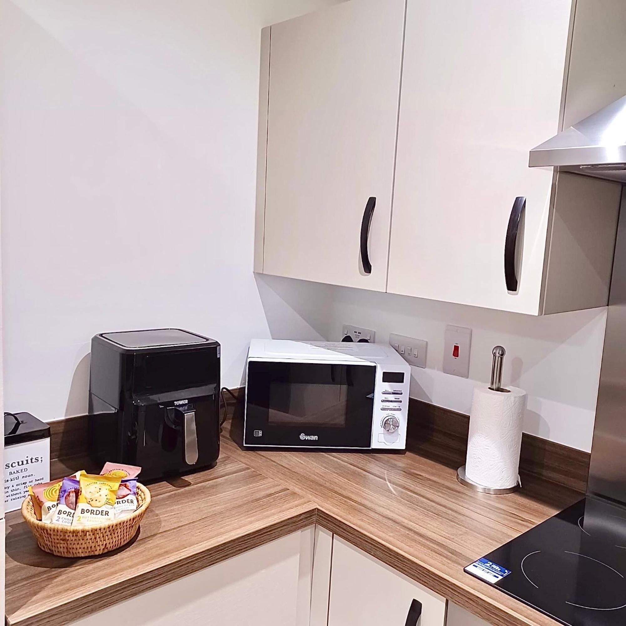 Cozy Retreat With 2 Bedrooms House Coventry