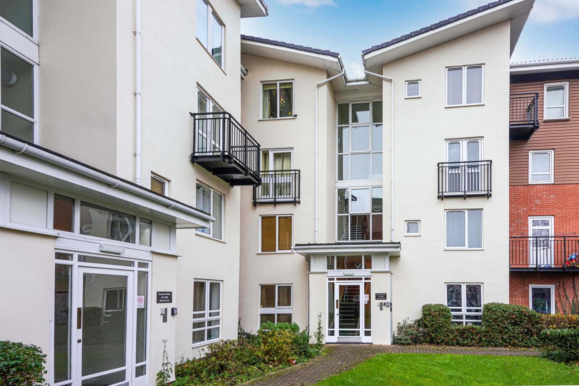 Stylish With Free Parking, Fast Wifi And Smart Tv By Yoko Apartment Coventry