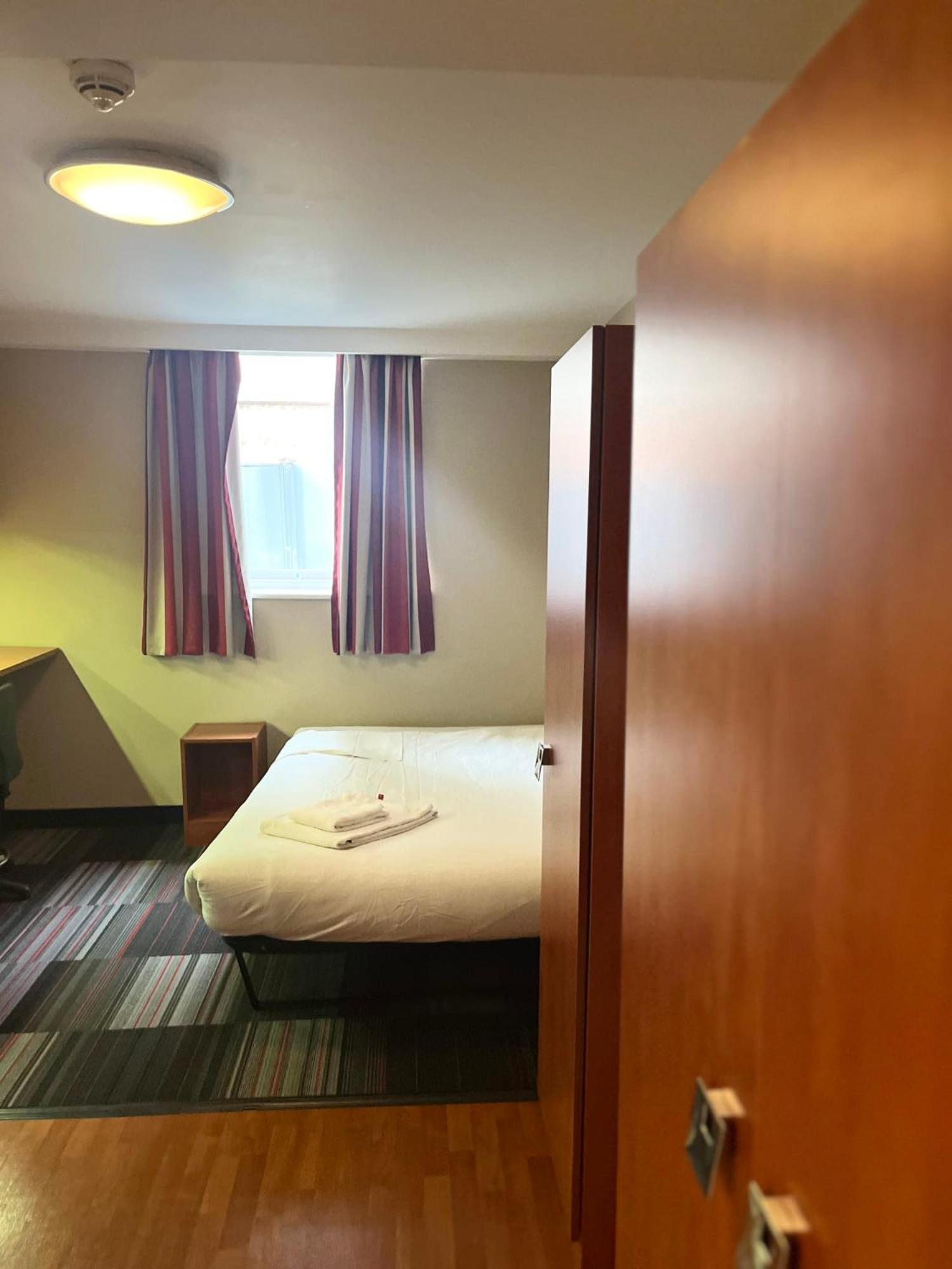 Apartment Student Only In The Heart Of At Market Way