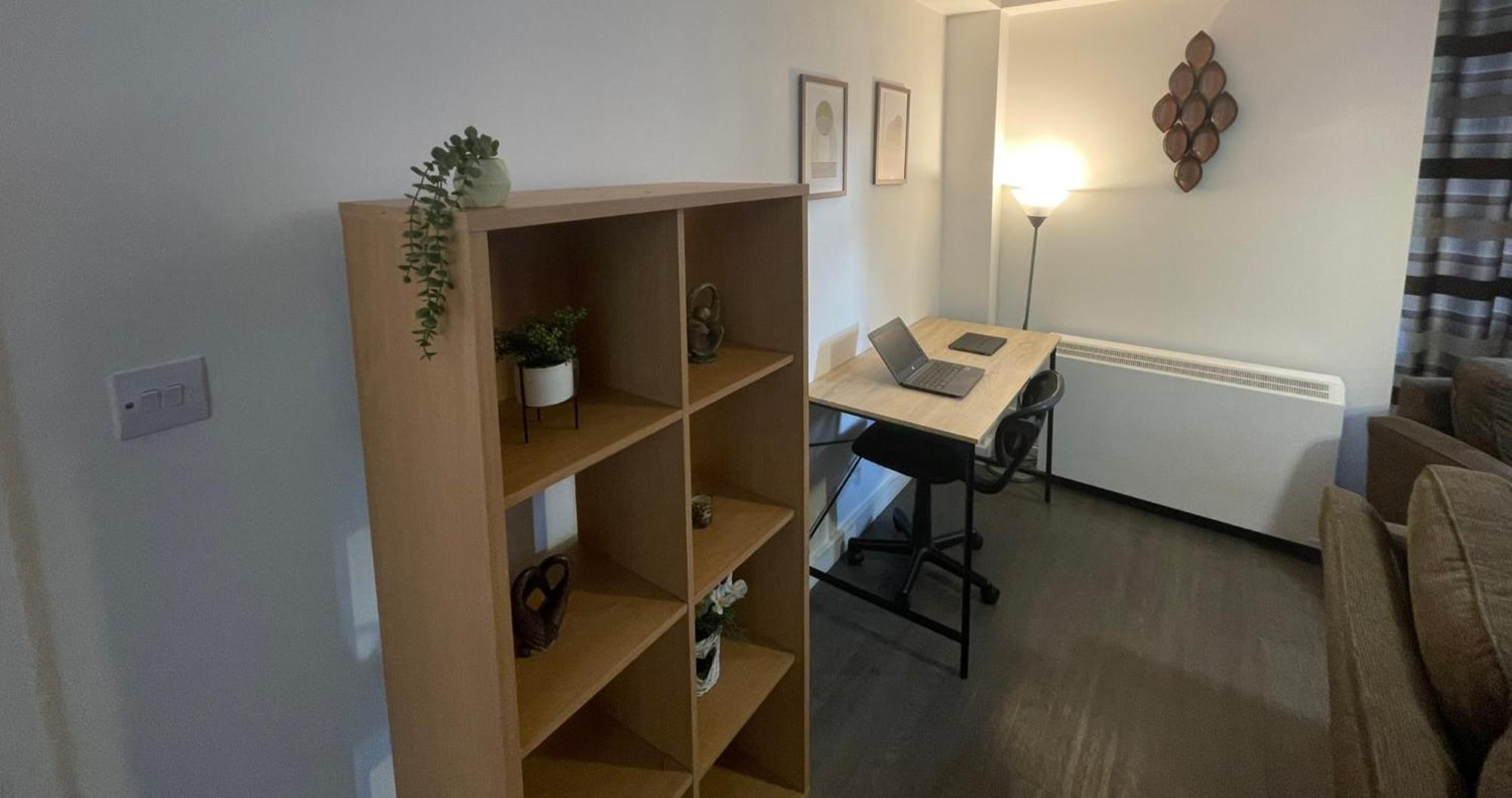 Apartment Business & Leisure Centre 2 Bed En-suite With Free Parking And Netflix