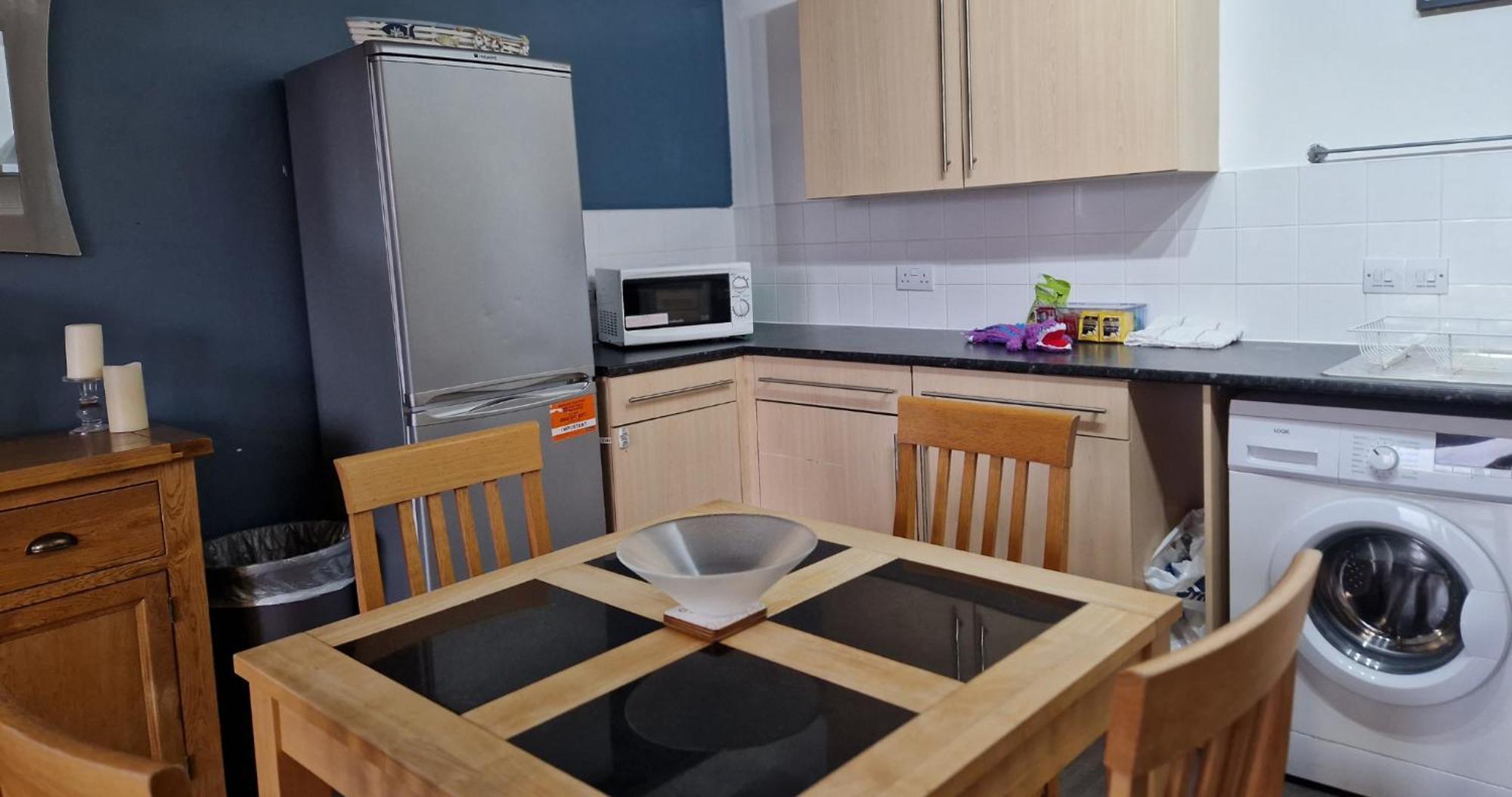 Business & Leisure Centre 2 Bed En-suite With Free Parking And Netflix * Coventry