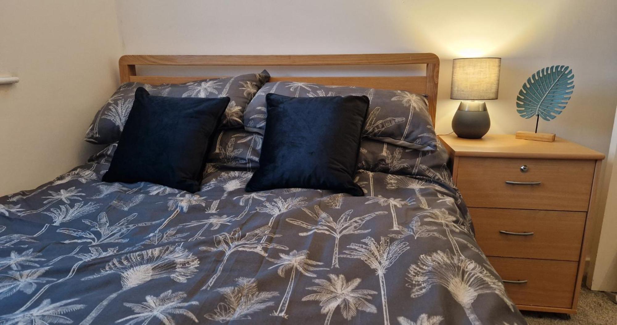 Business & Leisure Centre 2 Bed En-suite With Free Parking And Netflix Apartment Coventry