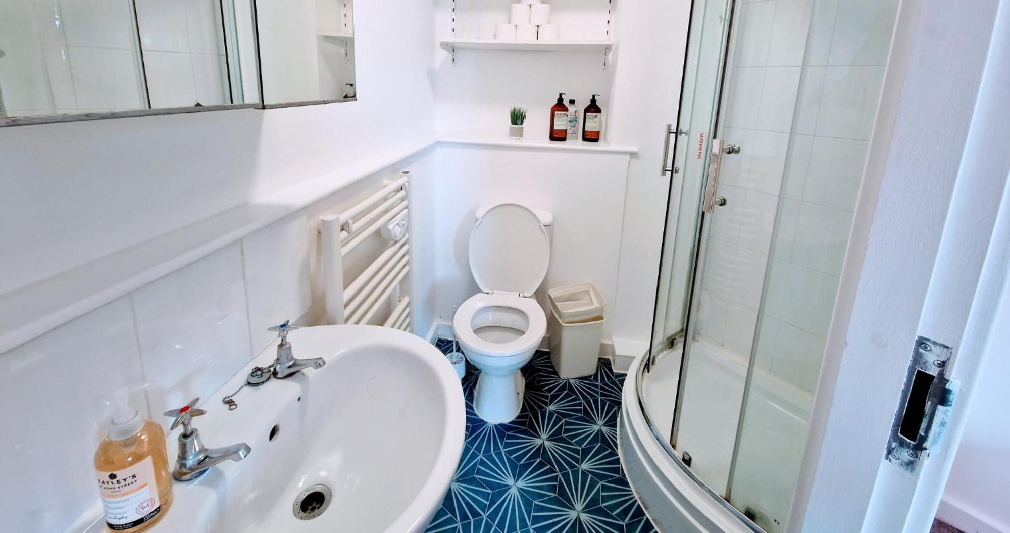 Business & Leisure Centre 2 Bed En-suite With Free Parking And Netflix