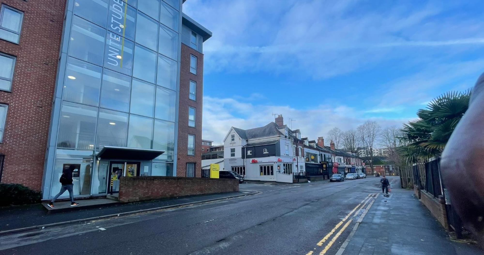 Business & Leisure Centre 2 Bed En-suite With Free Parking And Netflix *