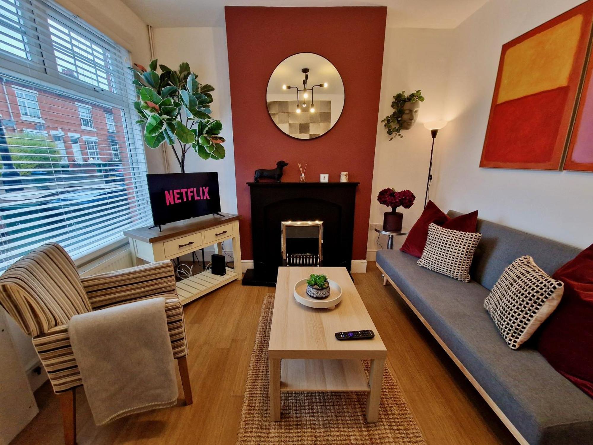 Holiday home Cosy Luxury Next To Centre With Free Parking And Garden - Contractors & Relocators *